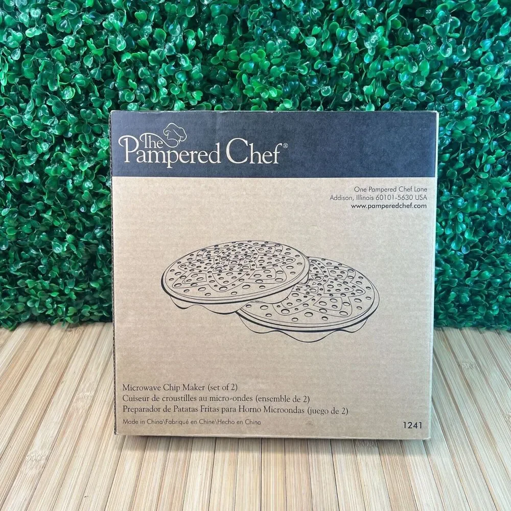 NIB Pampered Chef Microwave Chip Makers Set of 2 Gray Silicone 1241 New Box Gift
